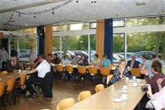 Overzicht van de kantine van Bunnik'73